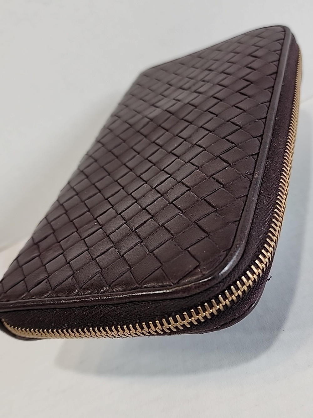 Bottega Veneta Round Long Wallet Intrecciato Dark Brown Leather Zippy Wallet! - Picture 9 of 16